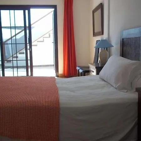 Villa Playa Blanca Sleeps 8 Pool Wifi