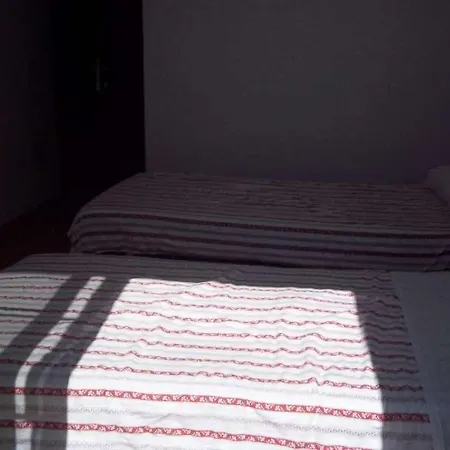 Playa Blanca Sleeps 8 Pool Wifi Villa