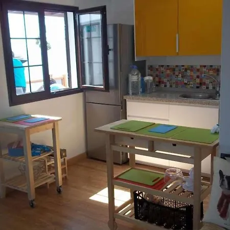 Playa Blanca Sleeps 8 Pool Wifi Villa *