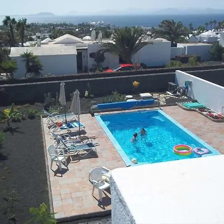 Playa Blanca Sleeps 8 Pool Wifi *